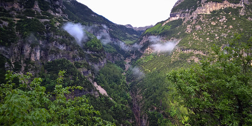 mountain campobrun lessinimountains montecarega verona trento rifugioscalorbi hike valley excursions montagna valle