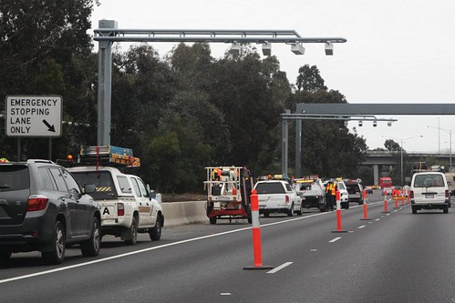 New speed cameras installed over the outbound lanes of the Monash Freeway
