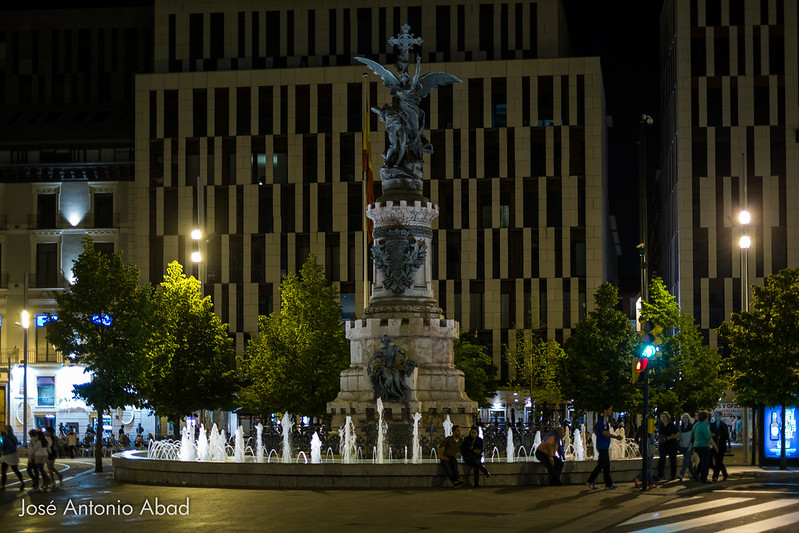 Monumento a los martires, Zaragoza