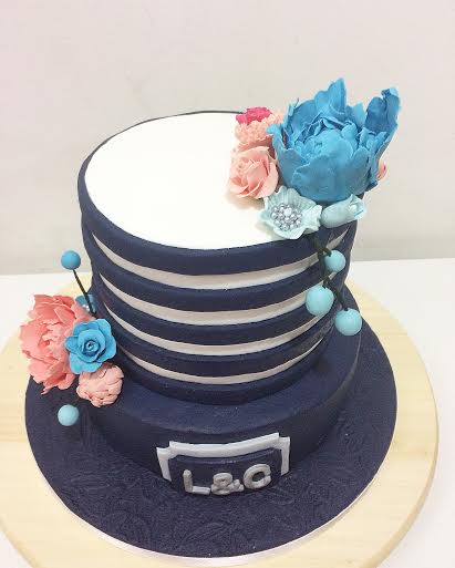 Simple, Clean and Classy Wedding Cake by Irene Dimaculangan