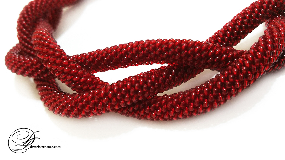 elegant red beaded crochet necklace