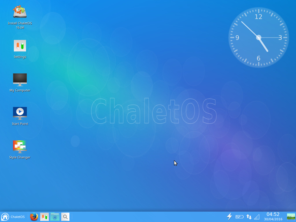 04 ChaletOS Xfce Desktop - First impression