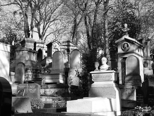 Fotografía del cementerio de Père-Lachaise en Paris