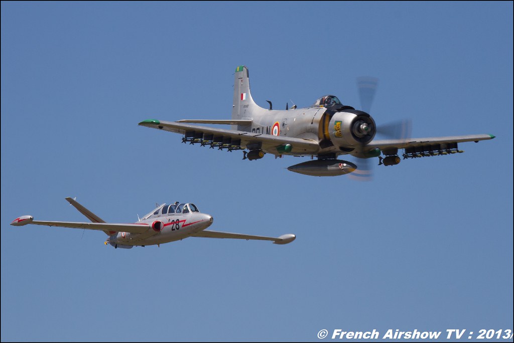 SKYRAIDER AD4N & CM 175 ZEPHIR ,50 ans bombardiers d'eau, Aix les Milles, Meeting Aerien 2013
