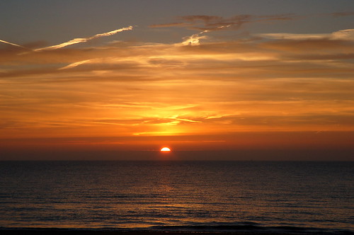 sea sky sun seascape clouds sunrise dawn suffolk seaside seashore daybreak lowestoft lowestoftsouthbeach