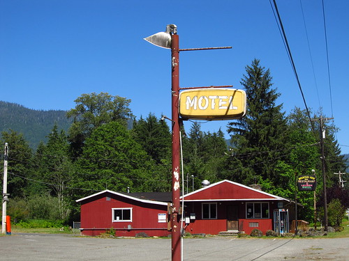 sign washington motel roadtrip mountainloophighway verlot plasticsign mountainviewinn fadingamerica