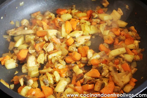 Macarrones integrales con verduras www.cocinandoentreolivos (7)