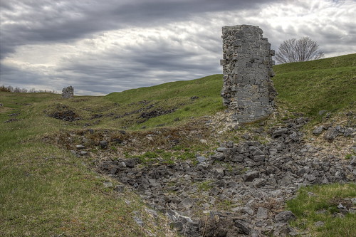 newyork fort military stonework ruin crownpoint hdr crumbling