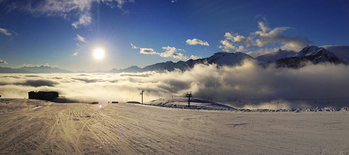 winter panorama snow mountains alps fog alpes landscape switzerland suisse hiver neige cransmontana swissalps seafog merdebrouillard