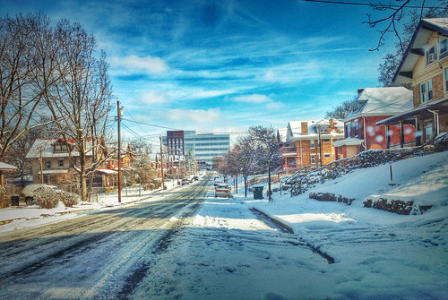 snapseed jamiesmed hdr iphoneedit sky skies iphoneography mobileography 2013 iphone4s tree trees blue app snow geotagged geotag weather iphonephoto landscape cincinnati clifton ohio midwest phoneography iphoneonly hamiltoncounty photography clouds december winter mobilography mobilephotography handyphoto mobilephoto queencity shotoniphone