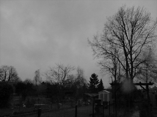 france rain nord overcastsky darkpicture 20140115