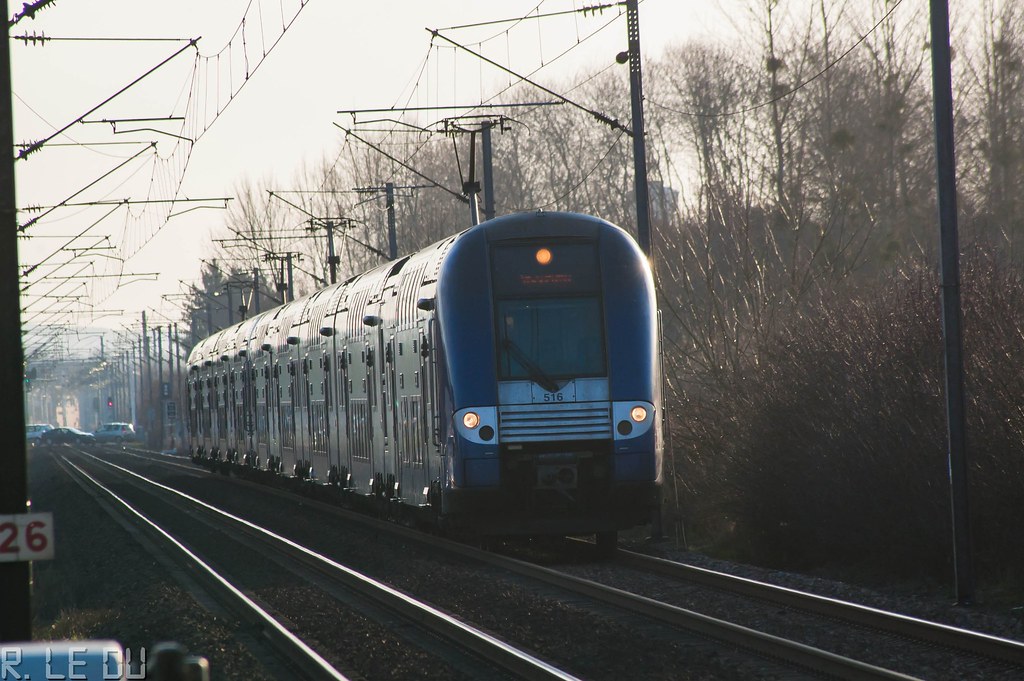 [TOPIC FERROVIAIRE] Photos et vidéos des trains de la SNCF en Champagne Ardenne et ailleurs 12954944313_8a3d6fc684_b