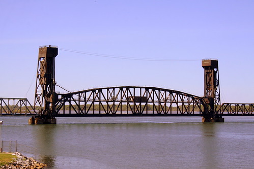 bridge al alabama decatur drawbridge railroadbridge tennesseeriver csx norfolksouthern wheelerlake morgancounty verticalliftbridge bmok rhodesferrypark bmok2