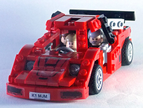 LEGO Minifigure Scale Car - 7-wide McLaren F1 GTR 6
