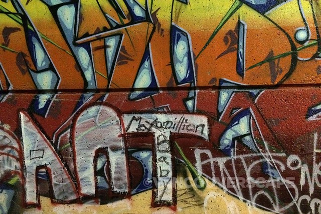 Downtown Vancouver graffiti shot using knog [Expose] Smart light for iPhone