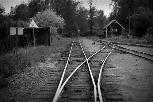 faringe sweden railway railroad railroadswitch house tracks 30 100mm ulj srjmf lennakatten upsalalennajernväg järnväg bangård spår växel leadinglines