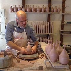 Sculptor at work in San Gimignano. #travelgram