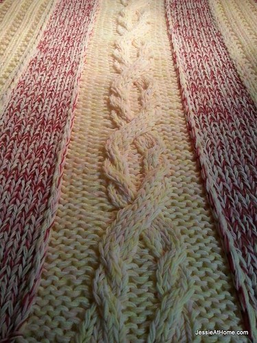 Giant-Cable-Rug-Free-Knit-Pattern