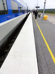 bande podotactile, gare de Meuse TGV (MONDRECOURT,FR55) - Photo of Ippécourt
