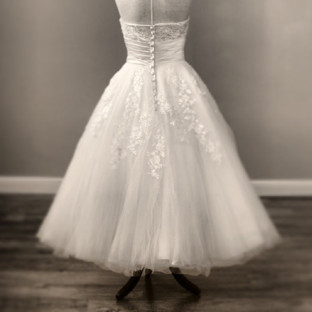 1950 s style wedding dress