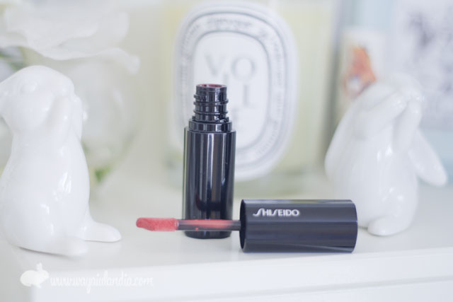 Shiseido Lacquer Rouge RD319
