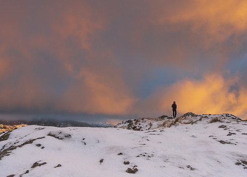 snow mountains clouds sunrise skyscape landscape colours figure snowdonia cloudscape lonefigure hillwalker coldsnaps heleniles