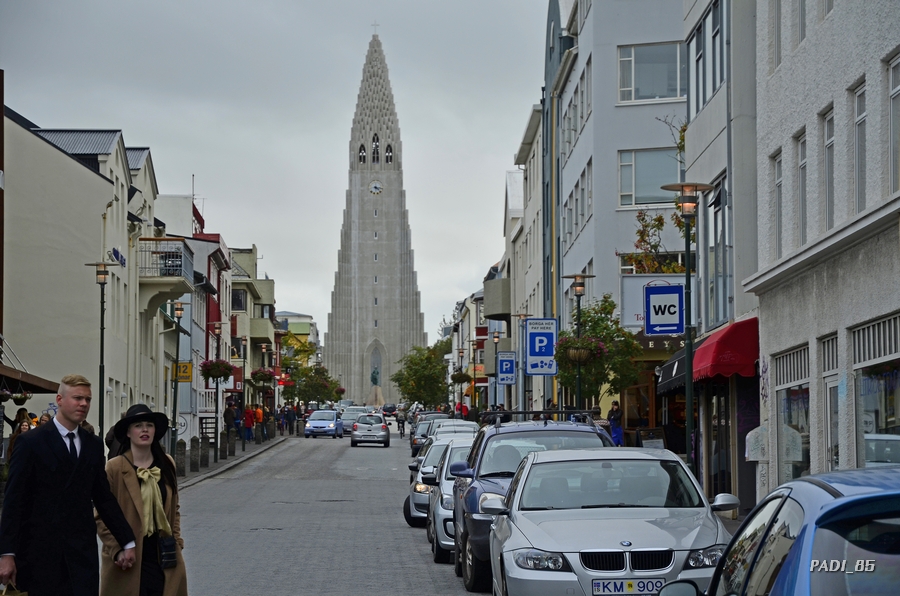 ISLANDIA, NATURALEZA EN TODO SU ESPLENDOR - Blogs de Islandia - Vuelo a Londres y llegada a Islandia con paseo por Reykjavík (3)