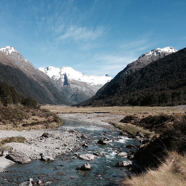 NZ river valley stellar summer day @cedarlodge