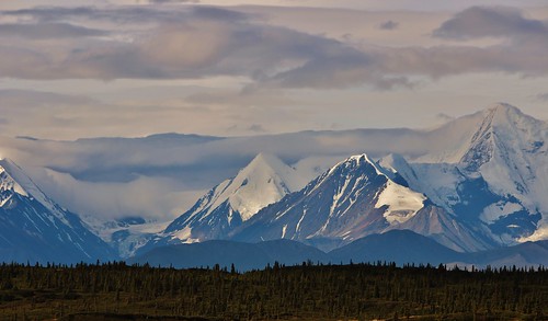 travel sky usa mountains nature rock alaska clouds eos rebel landscapes scenery view country peaceful vista daytime geology tranquil t3i richardsonhighway 600d waltphotos lordwalt kissx5 canonlensefs55250mmf456isii