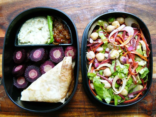 Bento: salad and samosas
