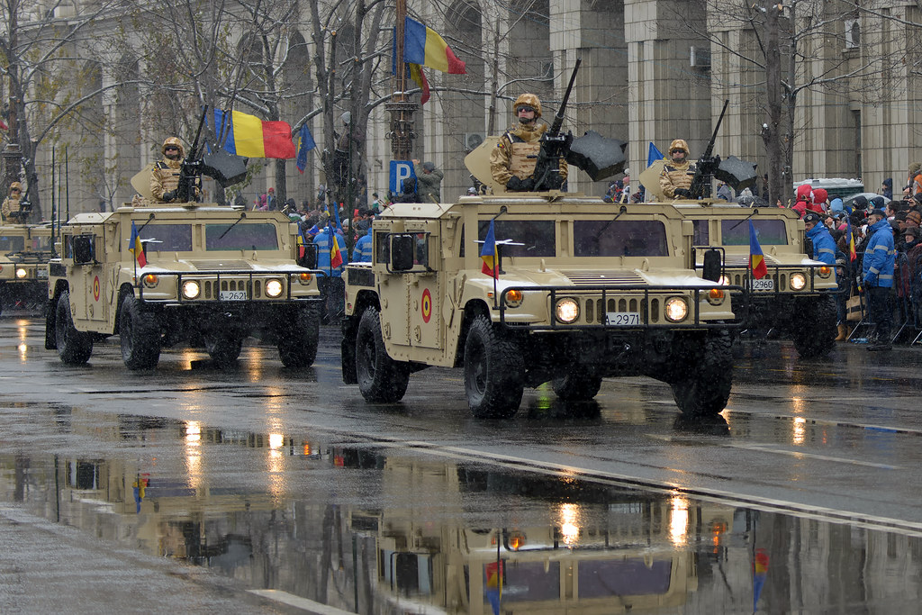 1 decembrie 2014 - Parada militara organizata cu ocazia Zilei Nationale a Romaniei  15746095349_ee5911f13c_b