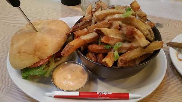 2016-May-21 Meet in Gastown - Portobello Burger with Groovy Gravy Fries substitution