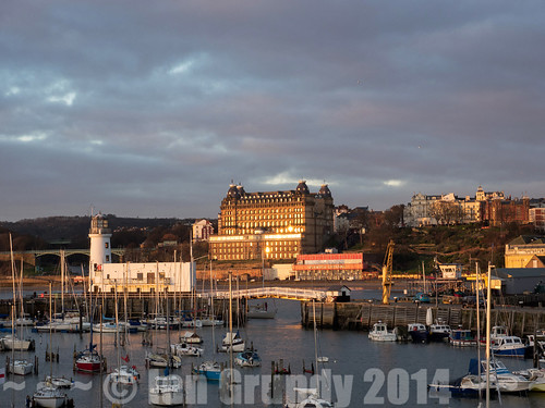 uk england copyright building tourism architecture sunrise boats town harbour olympus tourist scarborough southbay northeast northyorkshire grade2 listed em1