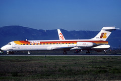 Iberia MD-87 EC-EXR BCN 17/12/2000