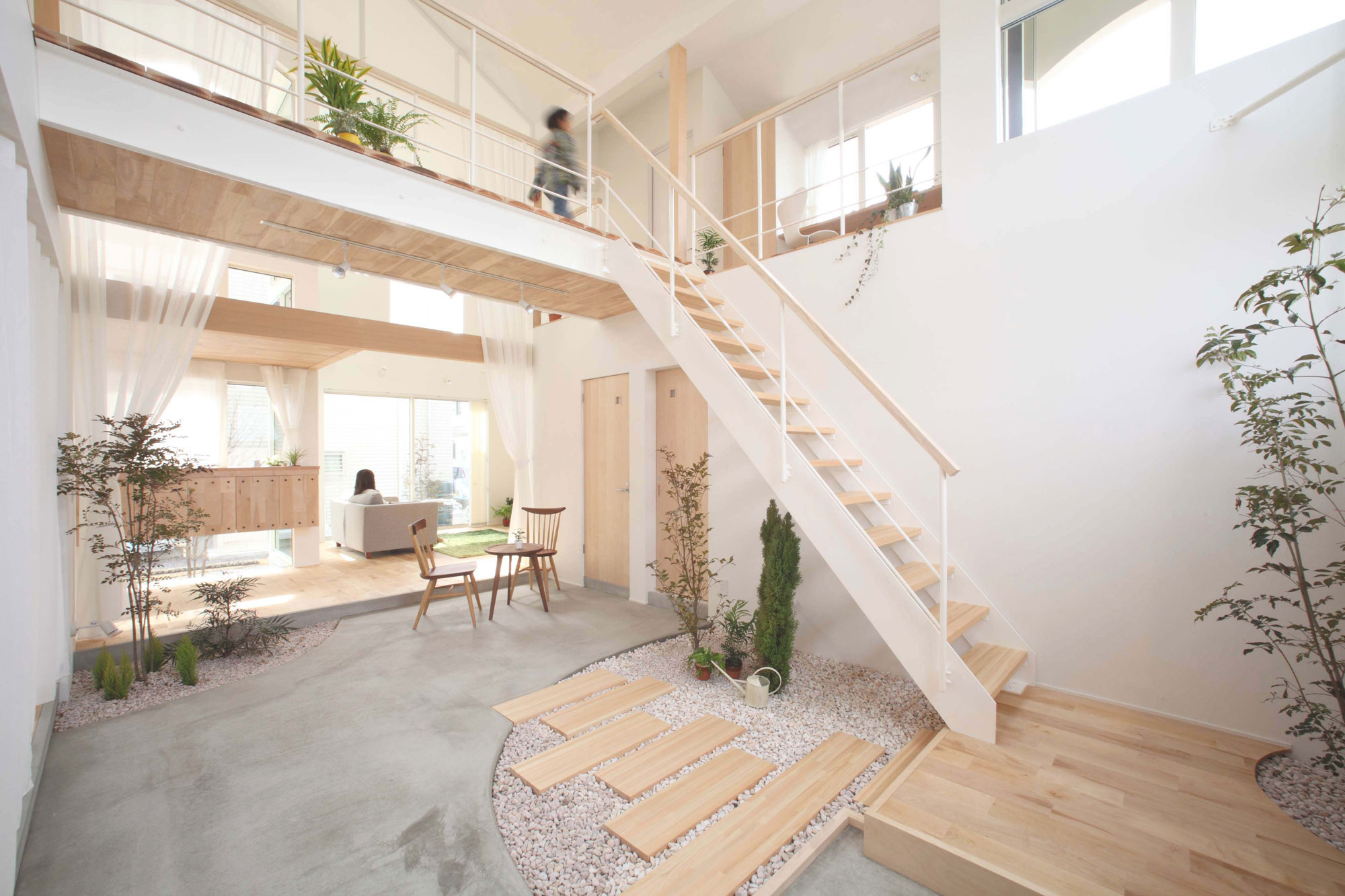 Japanese-home-interior-design-with-white-color