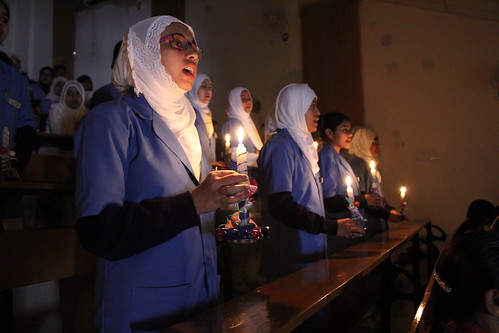Students of Nursing taking oath at Lamp Lighting ceremony at JN Medical College, AMU