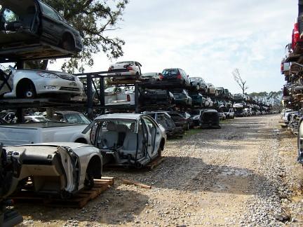 salvage milton automobile autoparts junkyard