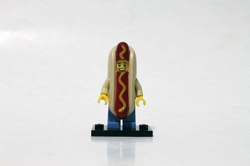 LEGO Collectible Minifigures Series 13 (71008) - Hot Dog Guy