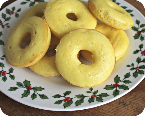 Lemon Sour Cream Doughnuts