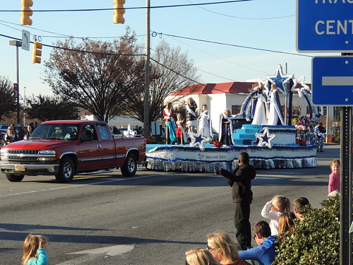 christmas parade annual concord 2014 86th