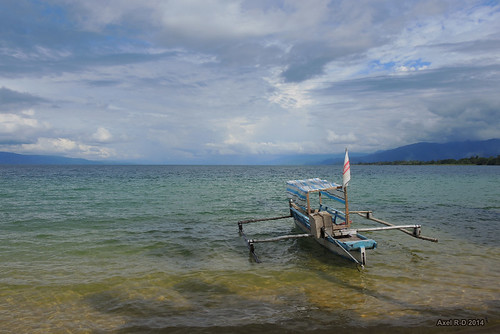 indonesia lac bateau danauposo sulawesitengahcentralsulawesi
