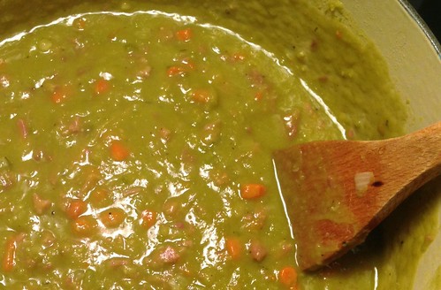 split pea soup in the pot