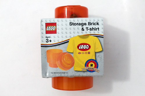 LEGO Retro Storage Brick & T-Shirt Combo