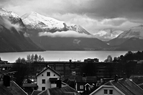 bw mountains monochrome fjord rauma møreogromsdal åndalsnes romsdalsfjorden