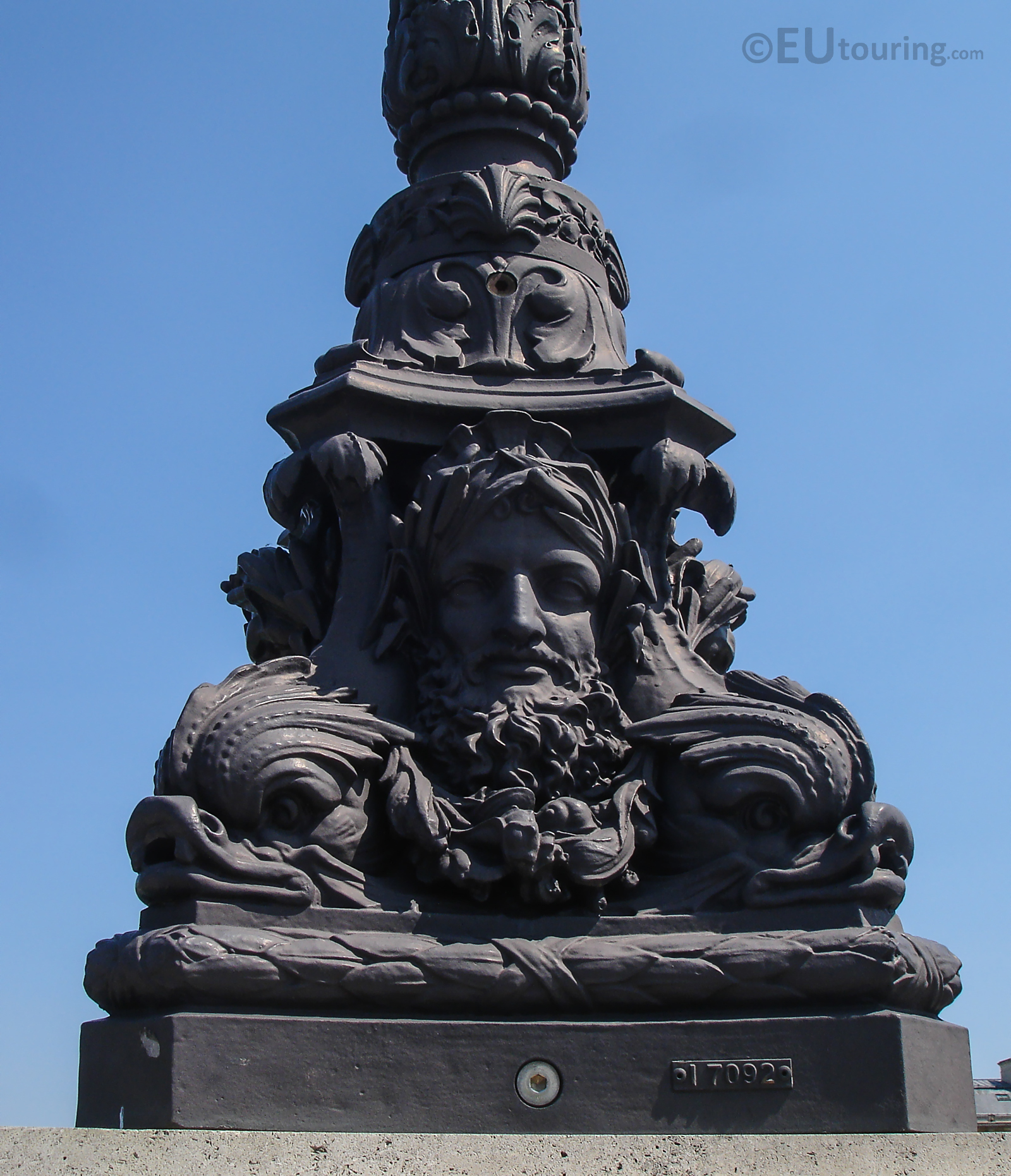 Side of a lamp post on Pont Neuf