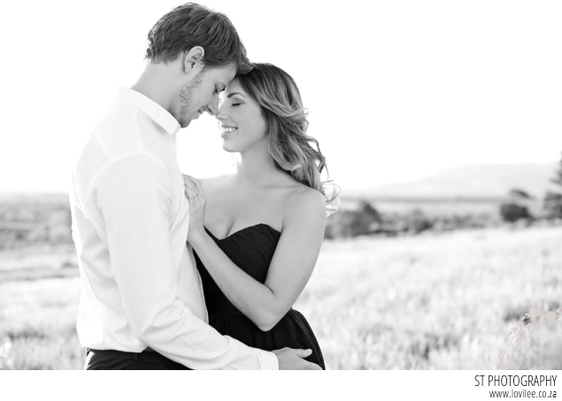 Styled engagement shoot by ST Photography