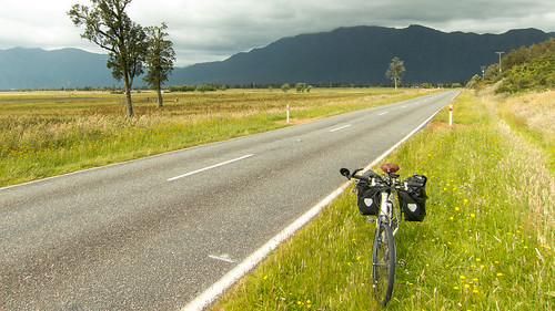 newzealand bikes bicycles southisland westcoast s100 biketouring cycletouring harihari ortleib