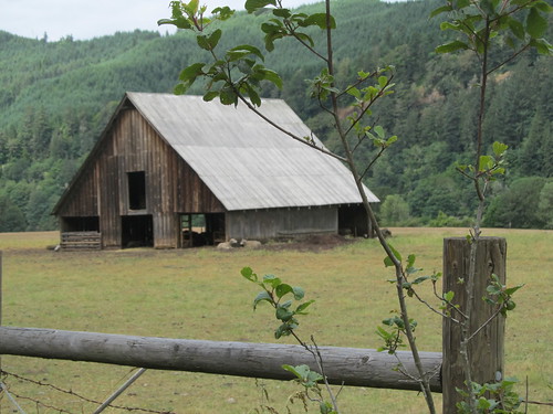 oregon barn fence sheep farm or valley agriculture oregonfarm