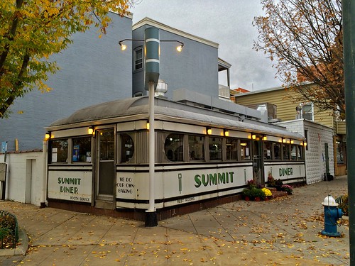 Summit Diner, Summit NJ - Exterior