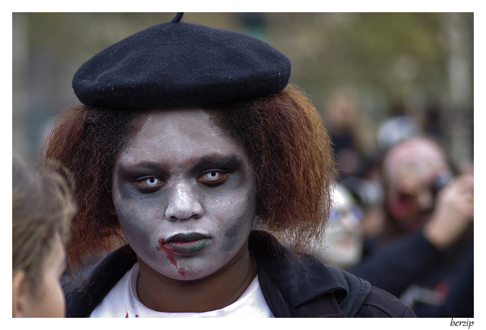 zombie walk paris 2014 # 2 et fin 15731420286_b3da4ecb7a_o